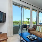 Casa Del Mar